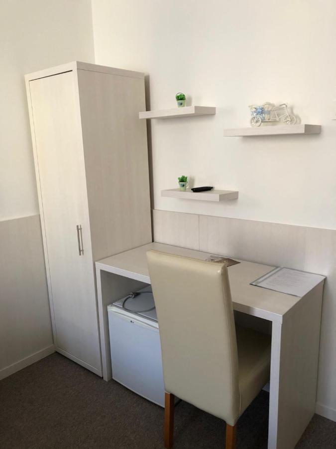 Kerekes Panzio Es Etterem Bed & Breakfast บาลมาซูจ์แบรอส ภายนอก รูปภาพ